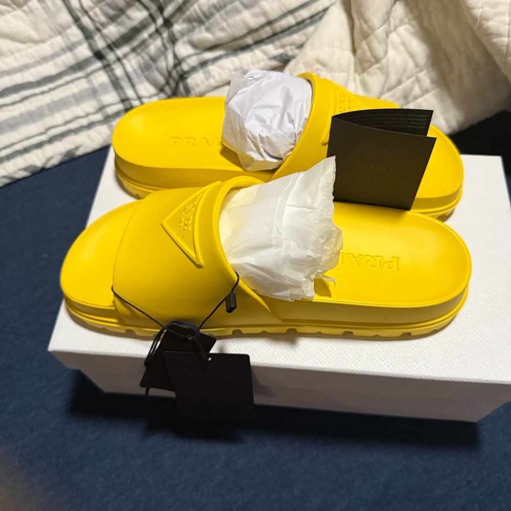CALZATURE DONNA : Prada Bright Yellow Women's Slippers